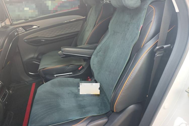 Used FORTHING Yacht 2022 1.5T DCT Chasing-the-Waves Edition Left Rear Seat