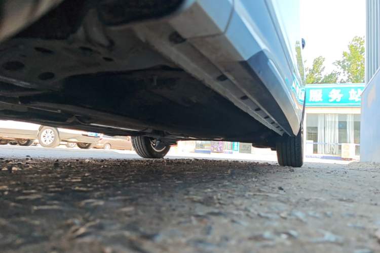 Used FORTHING Yacht 2022 1.5T DCT Chasing-the-Waves Edition Left Side Sill