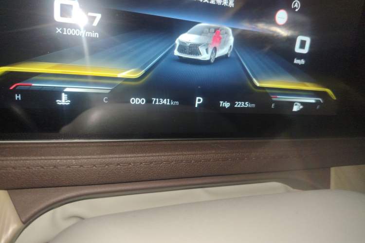 Used FORTHING Yacht 2022 1.5T DCT Chasing-the-Waves Edition Odometer Close Up