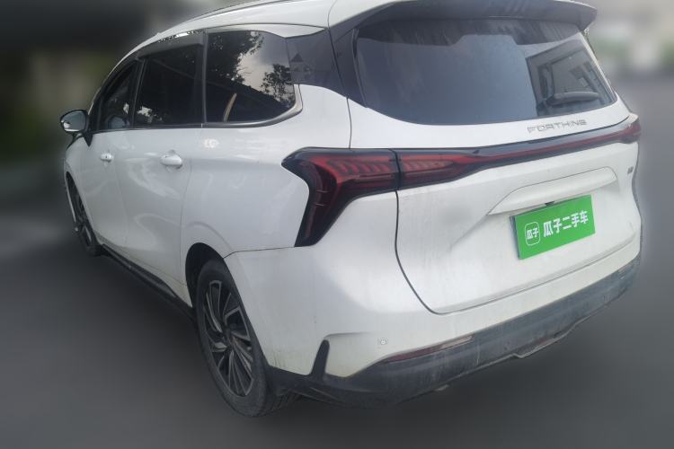 Used FORTHING Yacht 2022 1.5T DCT Chasing-the-Waves Edition Rear Left 45 Deg