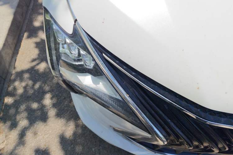 Used FORTHING Yacht 2022 1.5T DCT Chasing Wind Edition Right Front Headlight