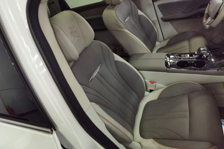 Used FORTHING Yacht 2022 1.5T DCT Chasing-the-Waves Edition Right Front Seat