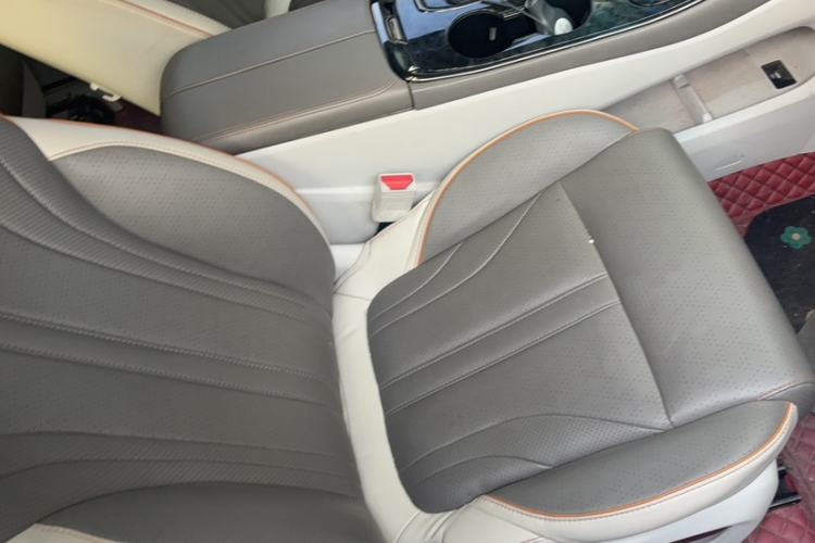 Used FORTHING Yacht 2022 1.5T DCT Chasing-the-Waves Edition Right Front Seat