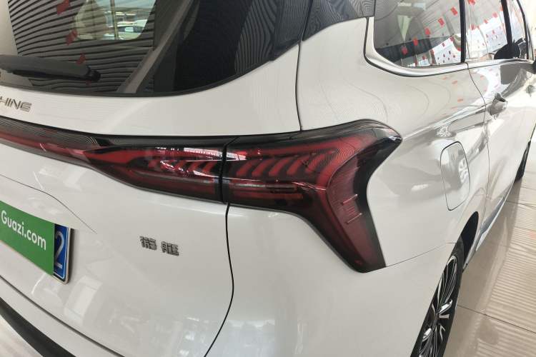 Used FORTHING Yacht 2022 1.5T DCT Yangfan Edition Right Rear Taillight