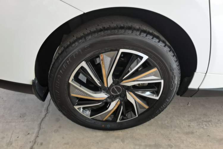 Used FORTHING Yacht 2022 1.5T DCT Chasing-the-Waves Edition Right Rear Wheel Hub