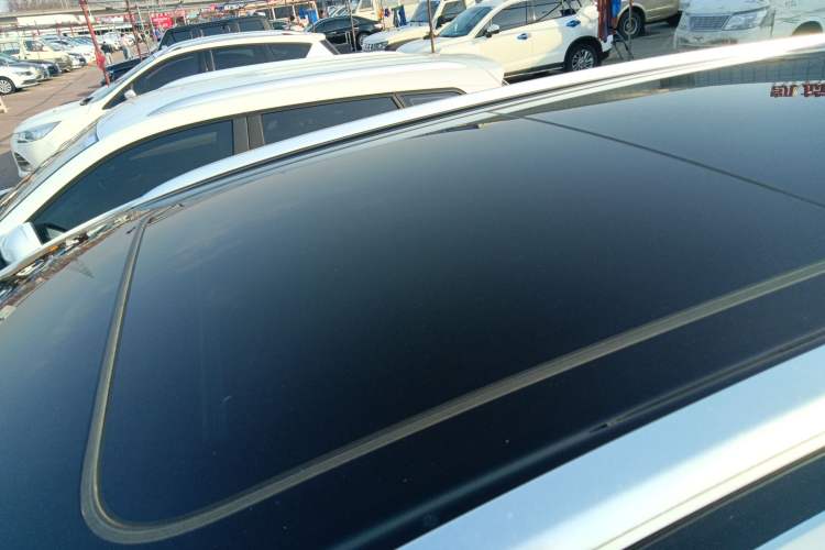 Used FORTHING Yacht 2022 1.5T DCT Chasing-the-Waves Edition Roof