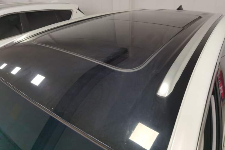 Used FORTHING Yacht 2022 1.5T DCT Chasing-the-Waves Edition Roof