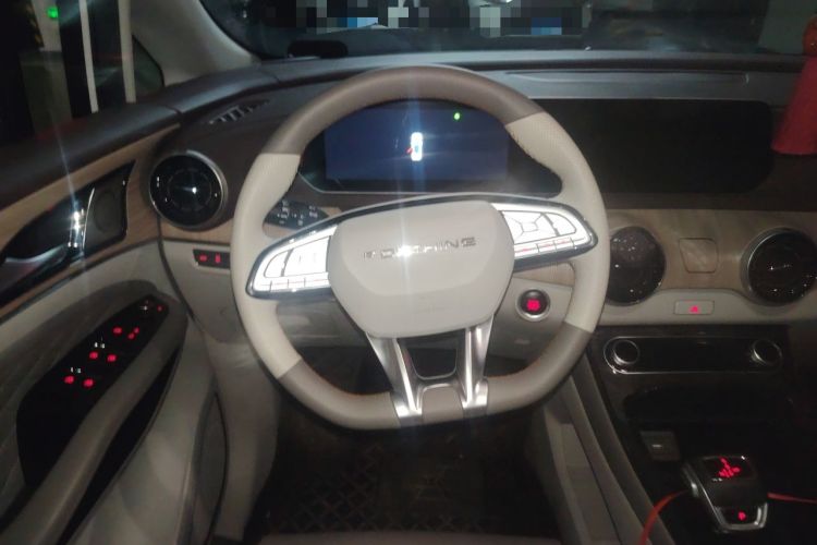 Used FORTHING Yacht 2022 1.5T DCT Chasing-the-Waves Edition Steering Wheel