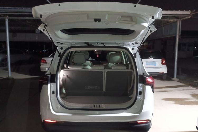 Used FORTHING Yacht 2022 1.5T DCT Chasing Wind Edition Trunk