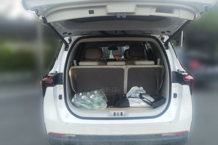 Used FORTHING Yacht 2022 1.5T DCT Chasing-the-Waves Edition Trunk