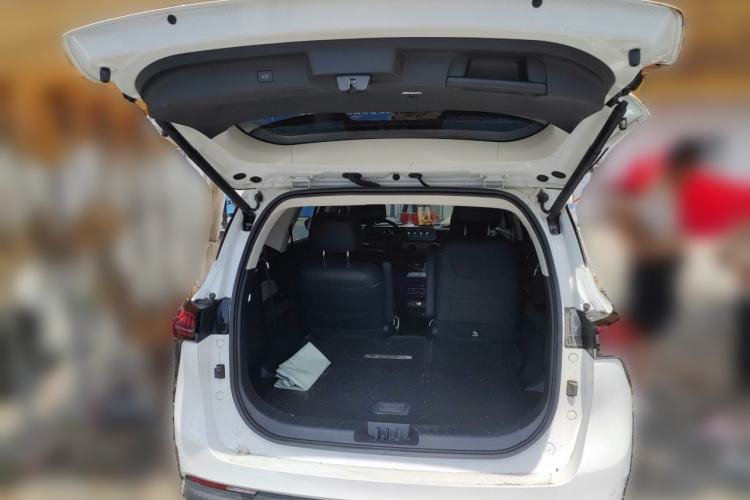 Used FORTHING Yacht 2022 1.5T DCT Chasing-the-Waves Edition Trunk