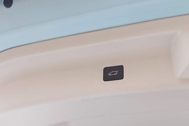 Used FORTHING Yacht 2023 Model 1.5T DCT Chasing-the-Waves Version Interior 9
