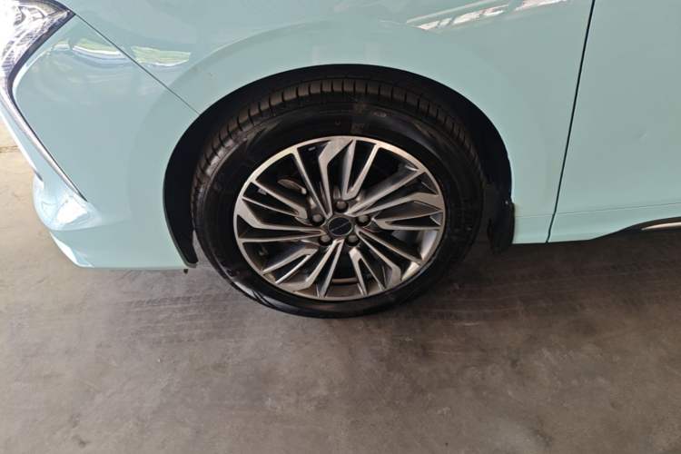 Used FORTHING Yacht 2023 Model 1.5T DCT Chasing-the-Waves Version Left Front Wheel Hub