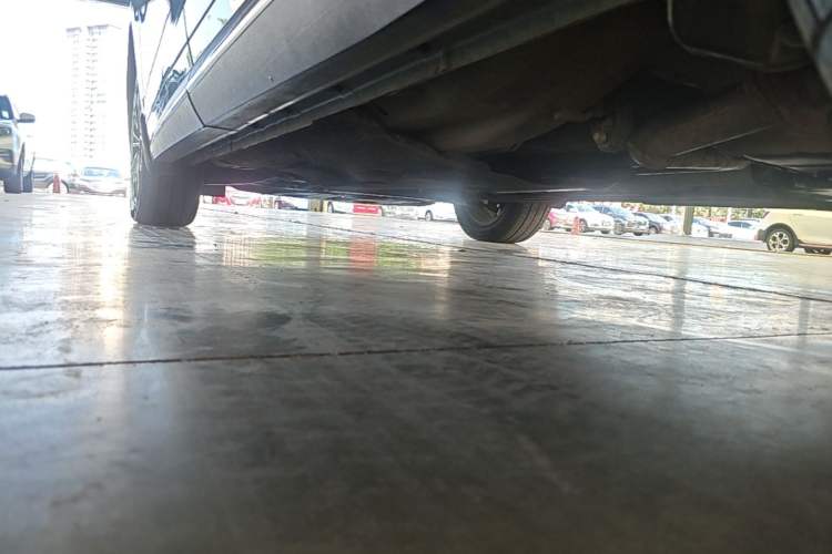 Used FORTHING Yacht 2023 Model 1.5T DCT Chasing-the-Waves Version Left Side Sill