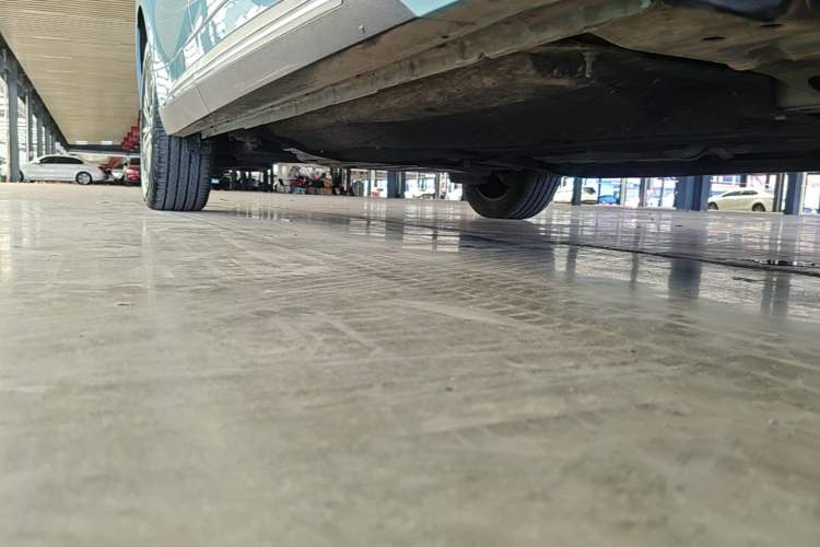 Used FORTHING Yacht 2023 Model 1.5T DCT Chasing-the-Waves Version Right Side Sill