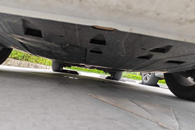 Used FORTHING Yacht 2023 1.5T DCT Starry Luxury Edition Chassis Front
