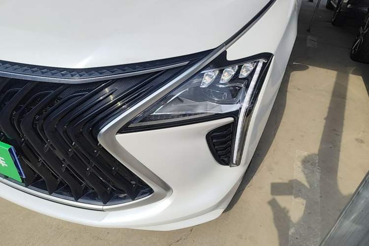 Used FORTHING Yacht 2023 Model 1.5T DCT Chasing-the-Waves Version Left Front Headlight