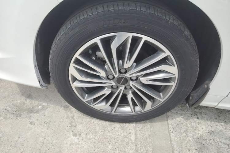 Used FORTHING Yacht 2023 Model 1.5T DCT Chasing-the-Waves Version Left Front Wheel Hub