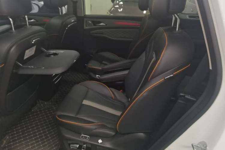 Used FORTHING Yacht  Left Rear Seat