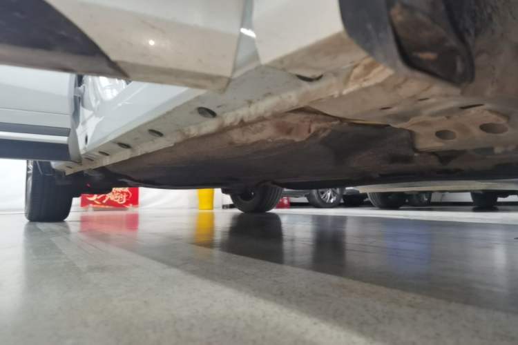 Used FORTHING Yacht  Right Side Sill