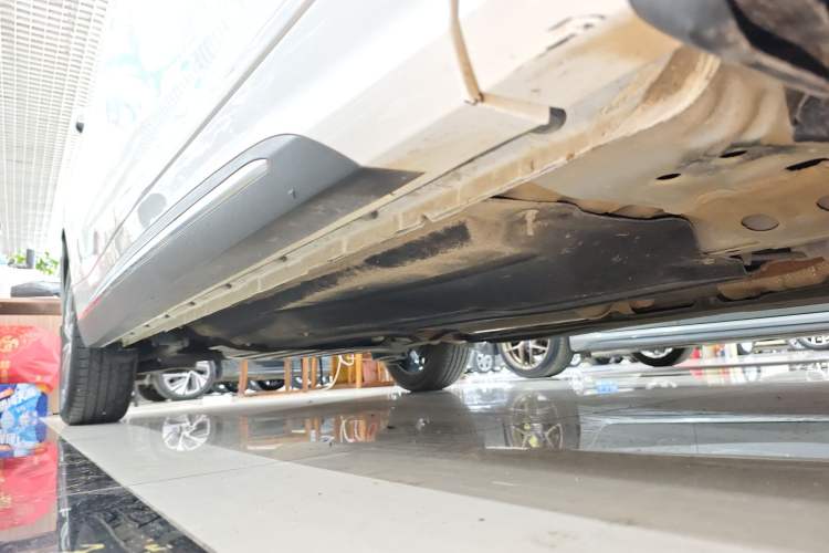 Used FORTHING Yacht 2023 1.5T DCT Starry Luxury Edition Right Side Sill