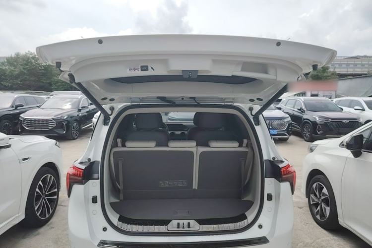 Used FORTHING Yacht 2023 Model 1.5T DCT Chasing-the-Waves Version Trunk