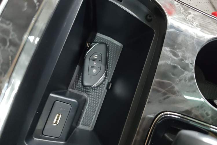 Used FORTHING Yacht 2023 1.5T DCT Starry Luxury Edition Vehicle Key