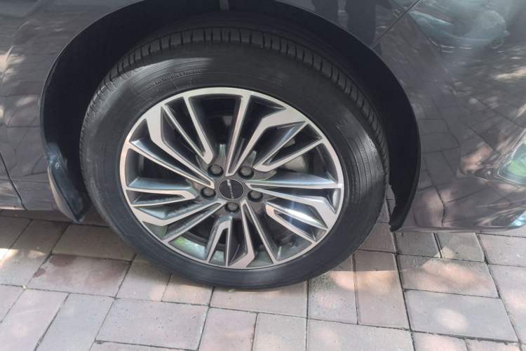 Used FORTHING Yacht 2024 1.5T DCT Guanhai Edition Right Front Wheel Hub