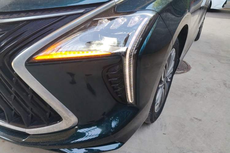Used FORTHING Yacht 2024 1.5T DCT Guanhai Edition Left Front Headlight