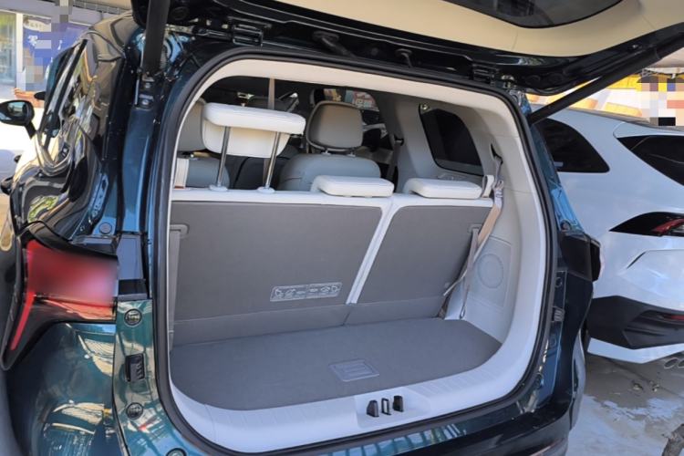 Used FORTHING Yacht 2024 1.5T DCT Guanhai Edition Trunk