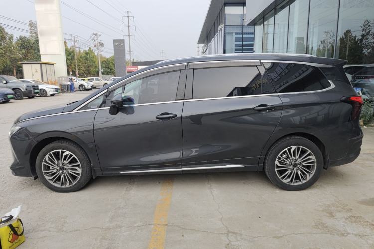 Used FORTHING Yacht 2024 1.5T DCT Guanhai Edition Exterior 3