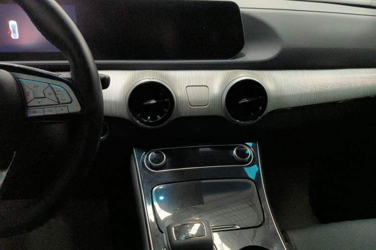 Used FORTHING Yacht 2024 1.5T DCT Guanhai Edition Audio And AC Panel