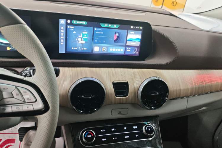 Used FORTHING Yacht 2024 1.5T DCT Guanhai Edition Audio And AC Panel