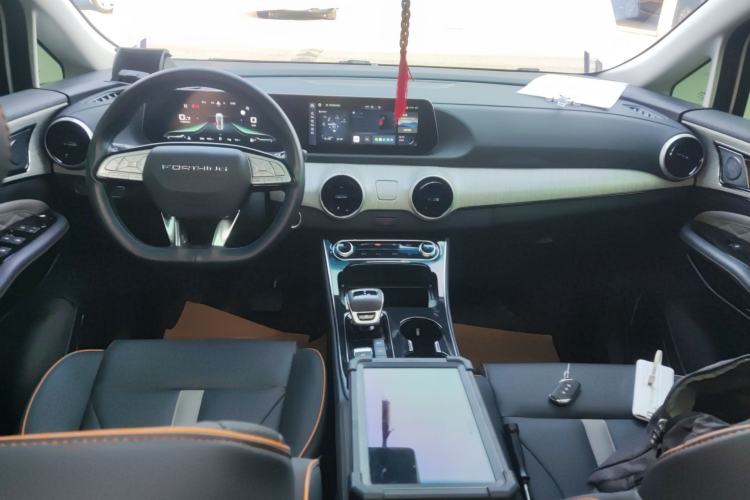 Used FORTHING Yacht 2024 1.5T DCT Guanhai Edition Center Console