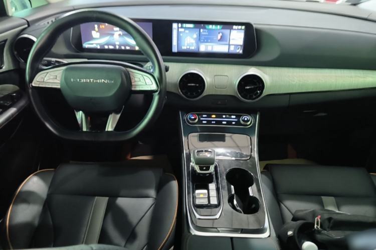 Used FORTHING Yacht 2024 1.5T DCT Guanhai Edition Center Console