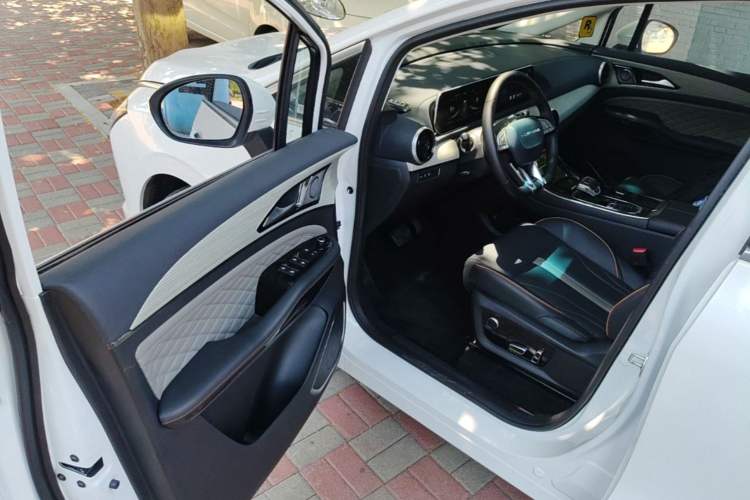 Used FORTHING Yacht 2024 1.5T DCT Guanhai Edition Driver Seat
