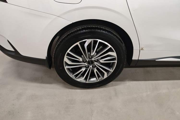 Used FORTHING Yacht 2024 1.5T DCT Guanhai Edition Exterior 8