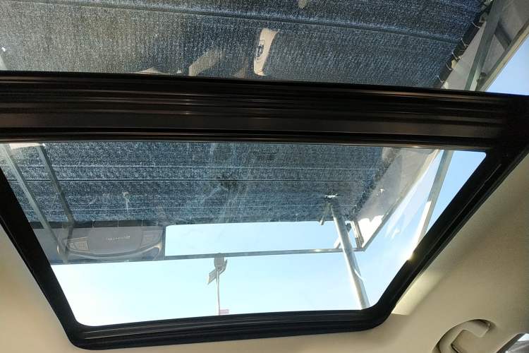 Used FORTHING Yacht 2024 1.5T DCT Guanhai Edition Headliner