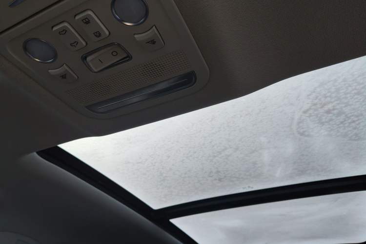 Used FORTHING Yacht 2024 1.5T DCT Guanhai Edition Headliner