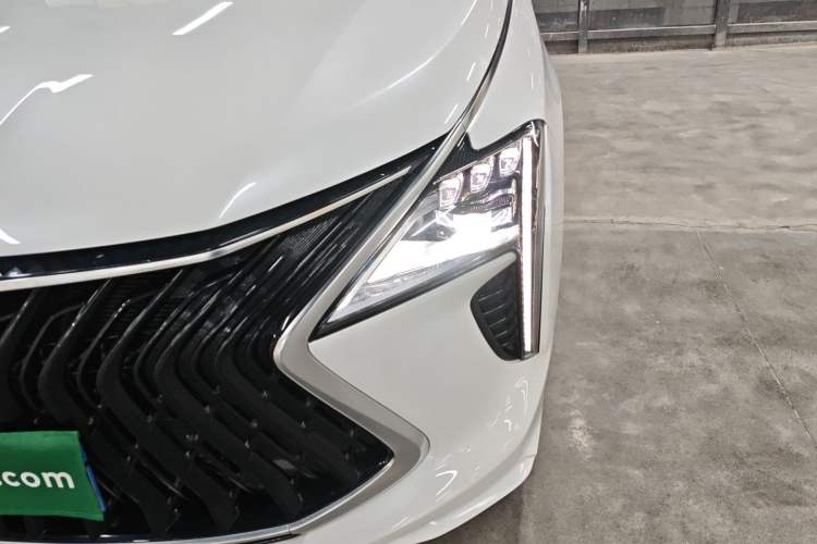 Used FORTHING Yacht 2024 1.5T DCT Guanhai Edition Left Front Headlight