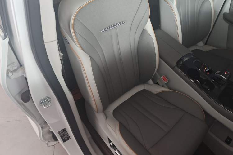 Used FORTHING Yacht 2024 1.5T DCT Guanhai Edition Right Front Seat