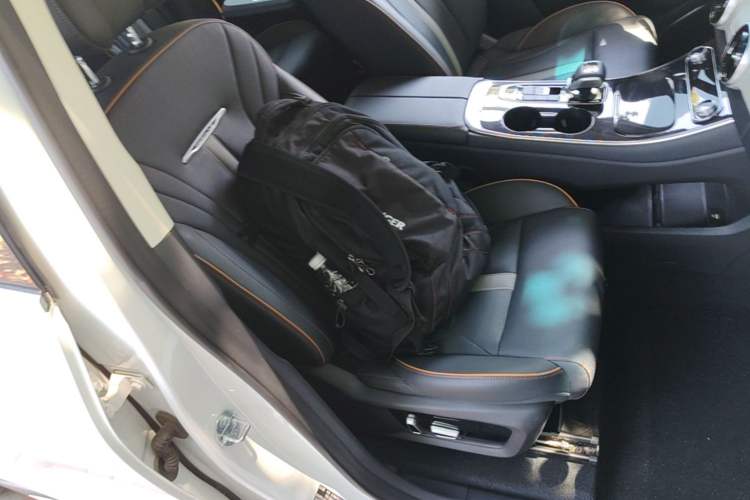 Used FORTHING Yacht 2024 1.5T DCT Guanhai Edition Right Front Seat