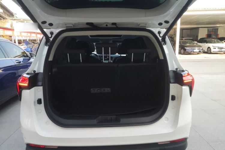 Used FORTHING Yacht 2024 1.5T DCT Guanhai Edition Trunk