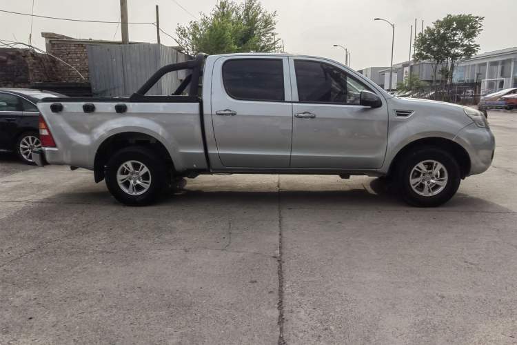 Used Foton Conqueror 3 2020 2.4L Explorer 3 Two-Wheel Drive E-commerce Edition Low Cargo Bed Long Wheelbase 4K22D4M Exterior 2