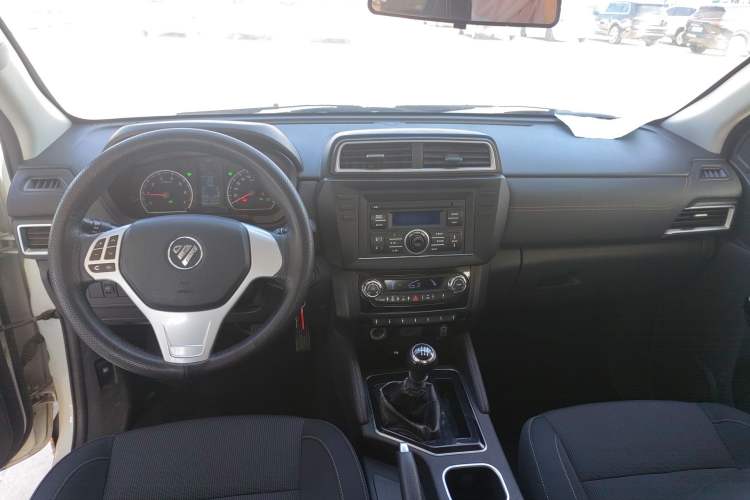 Used Foton Conqueror 3 2020 2.4L Challenger 3 Two-Wheel Drive Enjoyment Version High Cargo Bed Standard Wheelbase 4K22D4M Interior 2