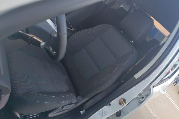 Used Foton Conqueror 3 2020 2.4L Challenger 3 Two-Wheel Drive Enjoyment Version High Cargo Bed Standard Wheelbase 4K22D4M Left Front Seat