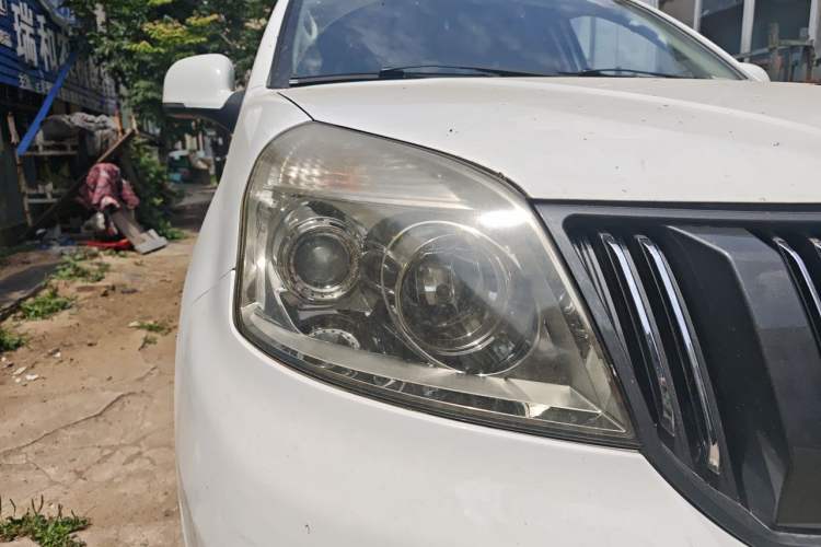 Used Foton Conqueror 3 2020 2.0T Conqueror 3 Two-Wheel Drive E-commerce Edition Low-Deck Long Wheelbase 4F20 Right Front Headlight