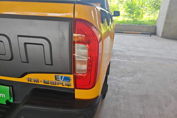 Used Foton EV 2022 National Glory Edition Multi-Purpose Truck Exterior 3