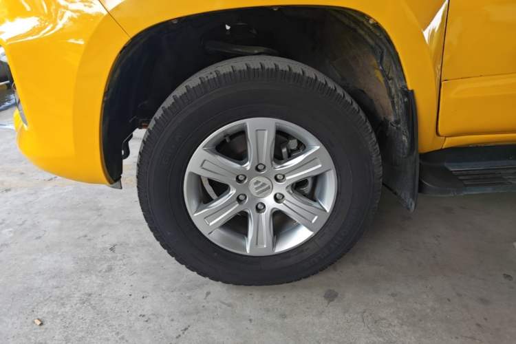 Used Foton EV 2022 National Glory Edition Multi-Purpose Truck Exterior 4