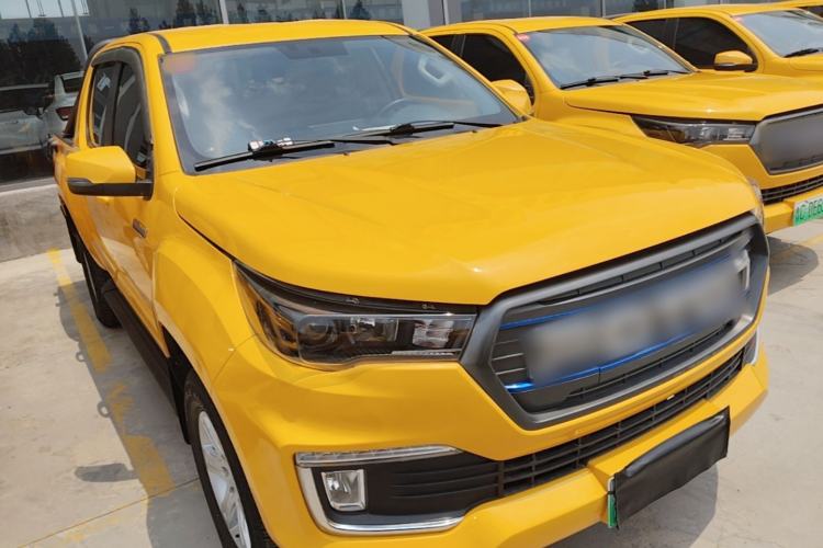 Used Foton EV 2022 National Glory Edition Multi-Purpose Truck Front Right 45 Deg